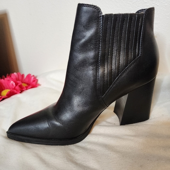 Marc Fisher Womens Ellard Pointy Toe Boots Ankle Booties Classic Leather Black - Picture 12 of 14